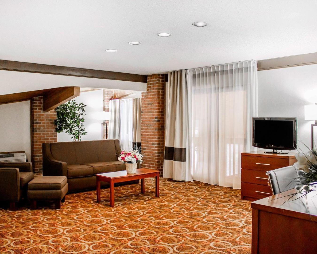 Comfort Inn Mount Vernon Downtown Zewnętrze zdjęcie